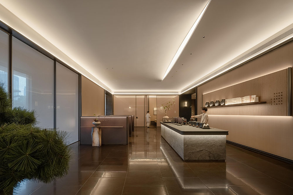 Vermilion Zhou, estudio de diseño, idea un hotel poco Grand