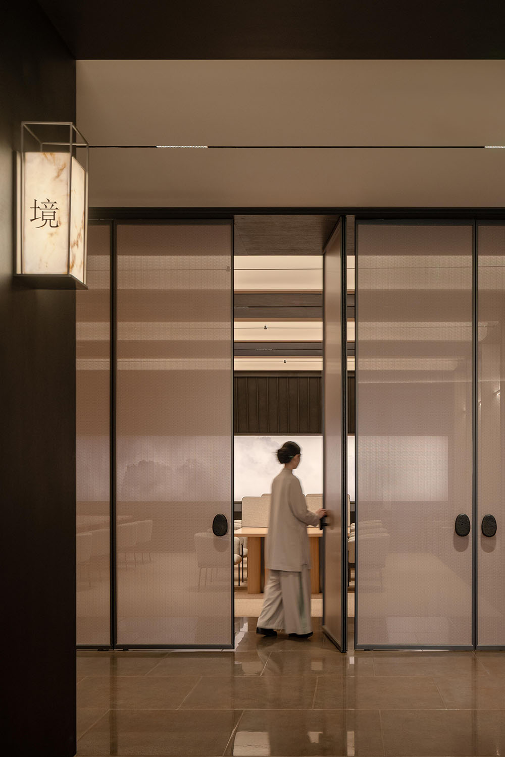 Vermilion Zhou, estudio de diseño, idea un hotel poco Grand