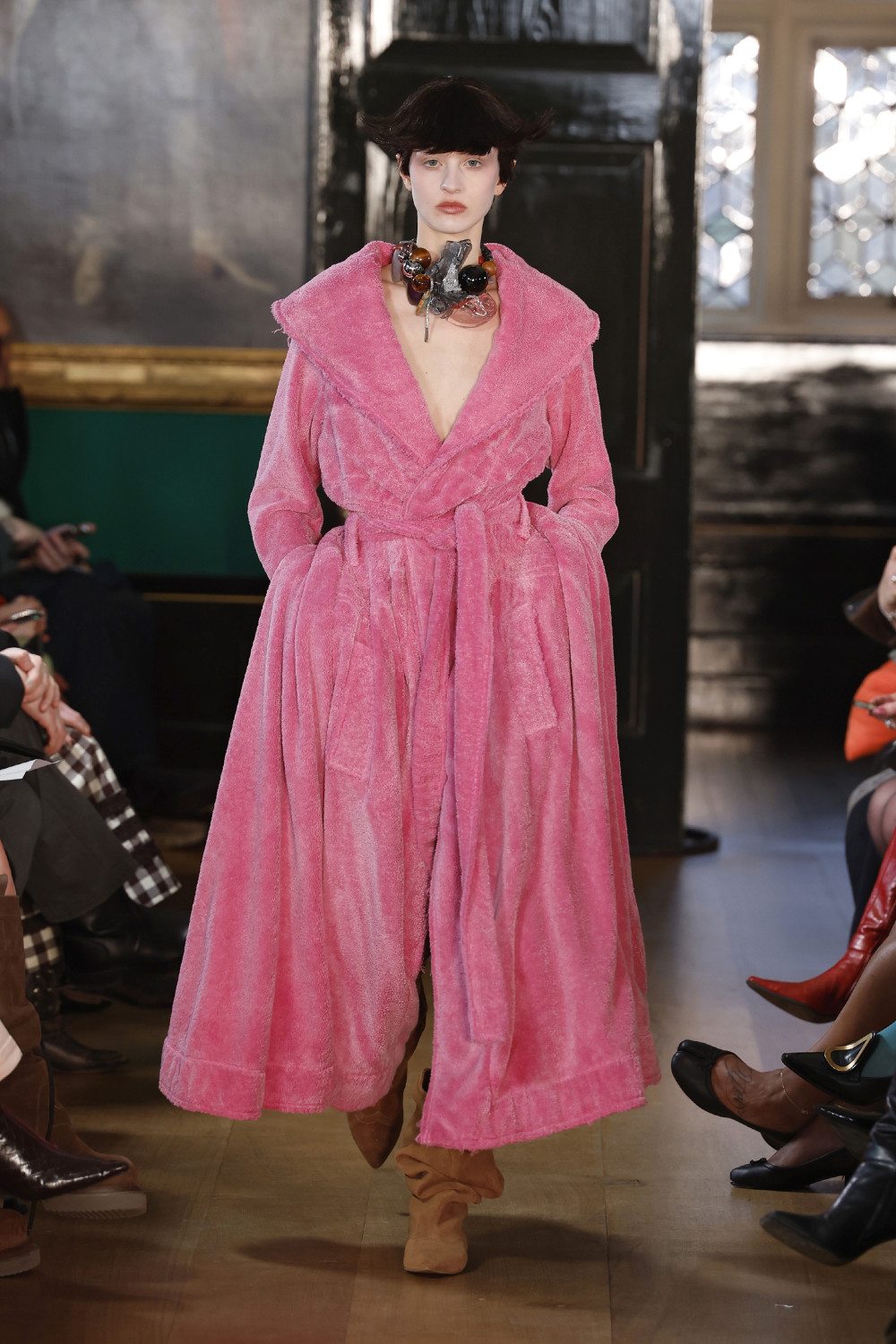 Masha Popova Fall 2026, o cómo hacer vampiros Y2K con denim