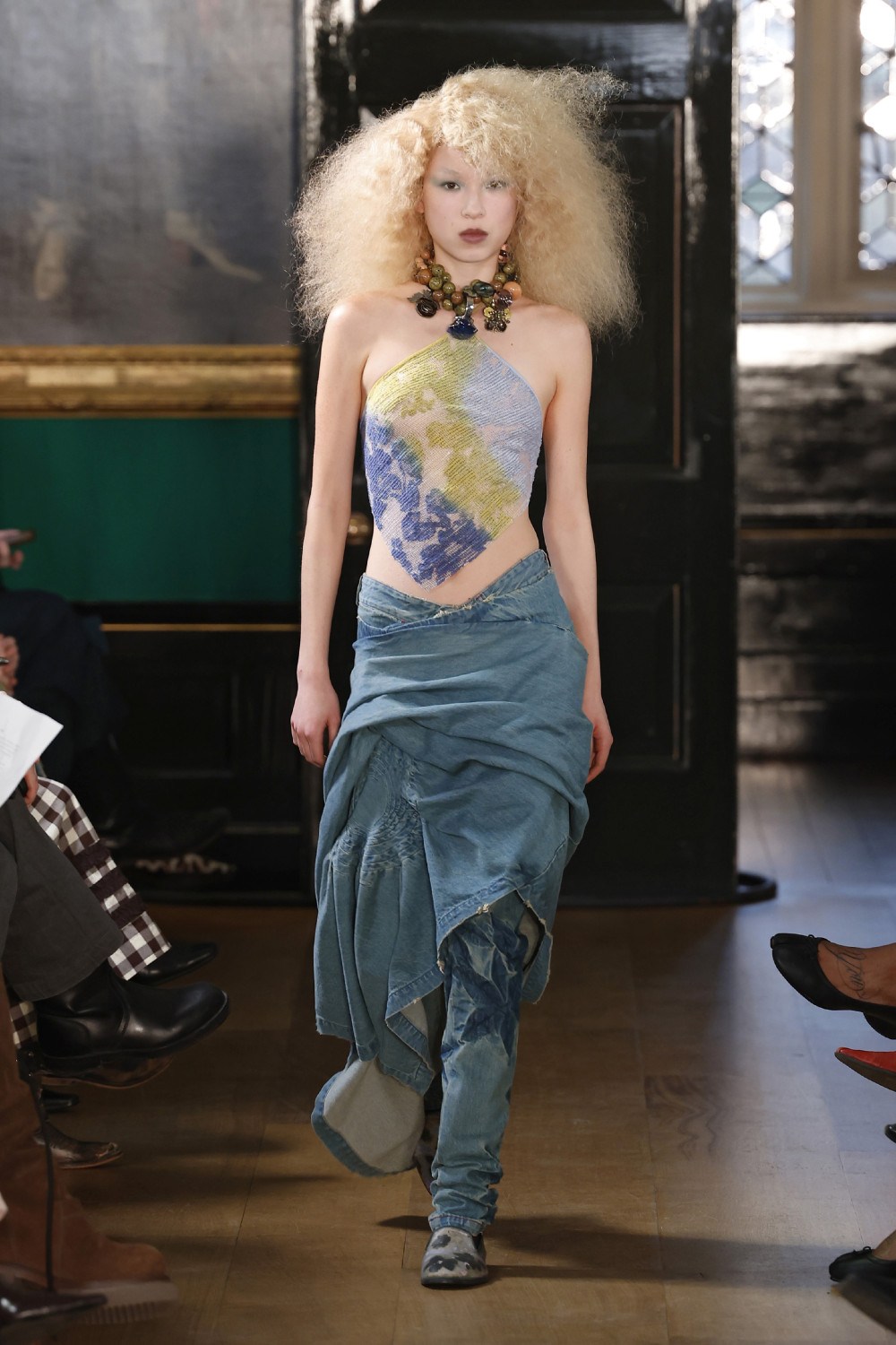 Masha Popova Fall 2026, o cómo hacer vampiros Y2K con denim