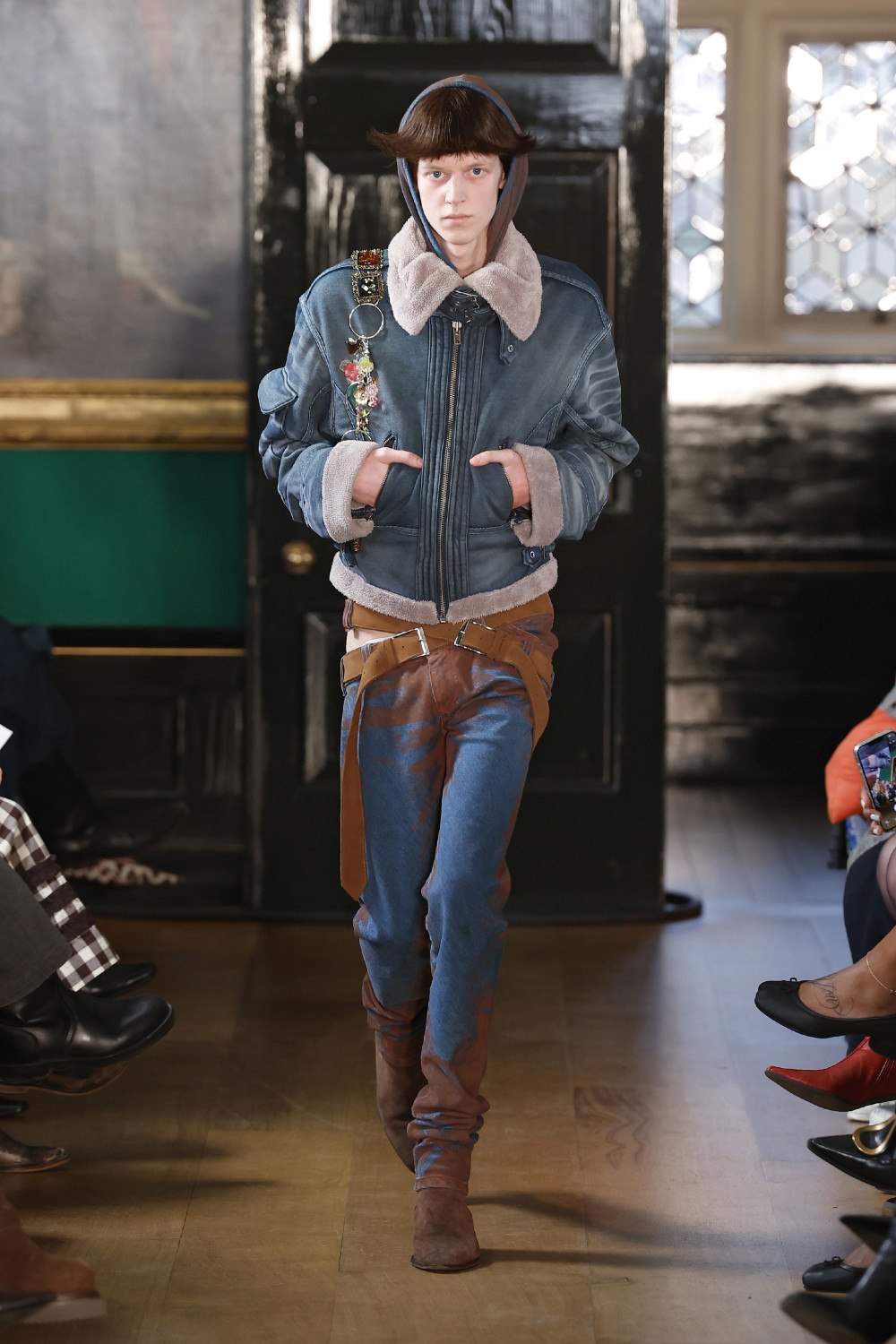 Masha Popova Fall 2026, o cómo hacer vampiros Y2K con denim