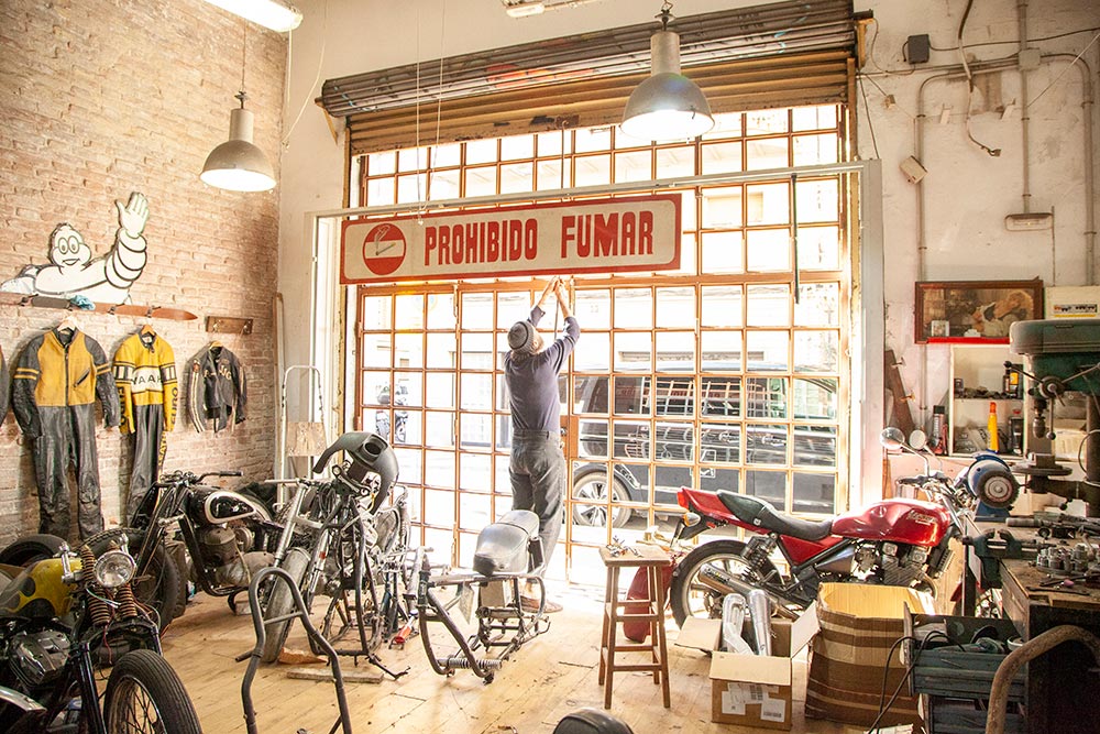 Gori de Palma, del taller de costura al taller de motos