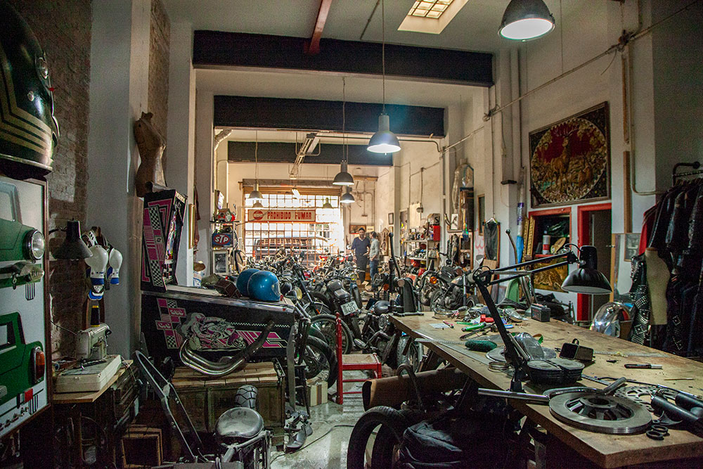 Gori de Palma, del taller de costura al taller de motos