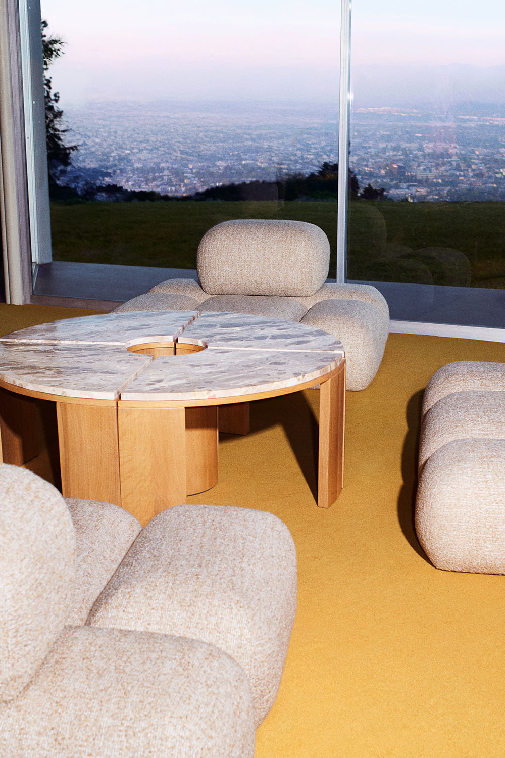 Kelly Wearstler crea una línea de mobiliario para H&M Home