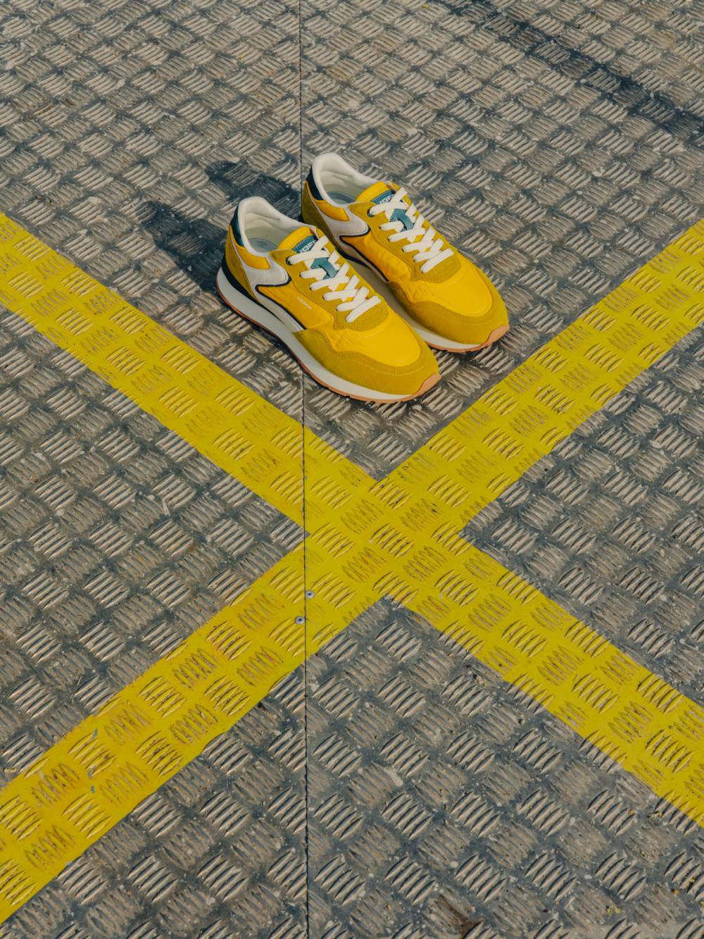 Las nuevas zapatillas de Hoff hacen un estudio del color