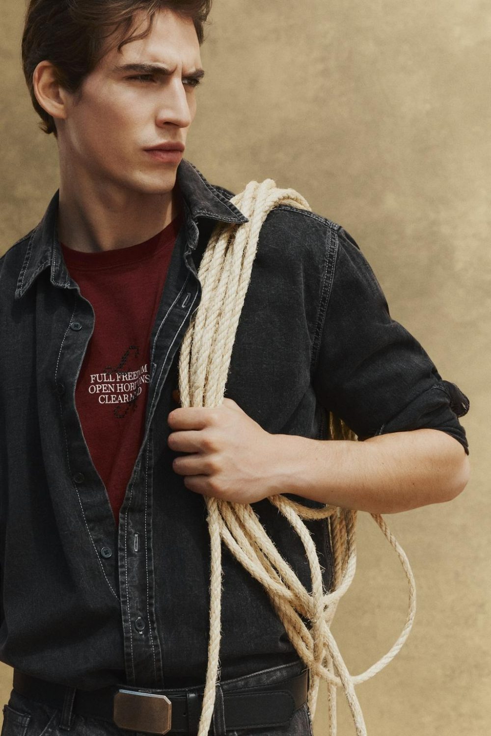 Lefties nos da una masterclass de estilo cowboy para verano