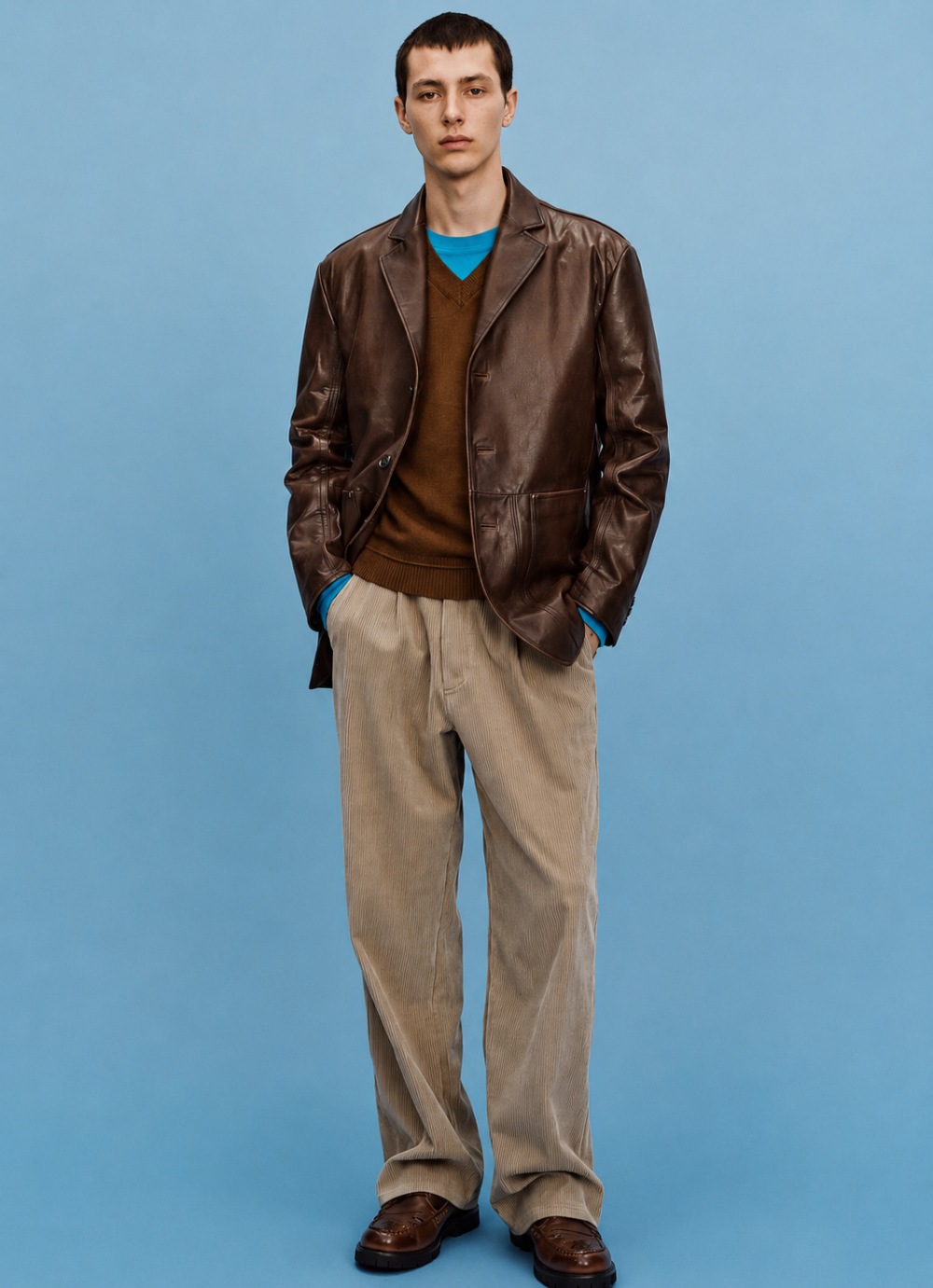 Andersson Bell no es streetwear, es identidad experimental