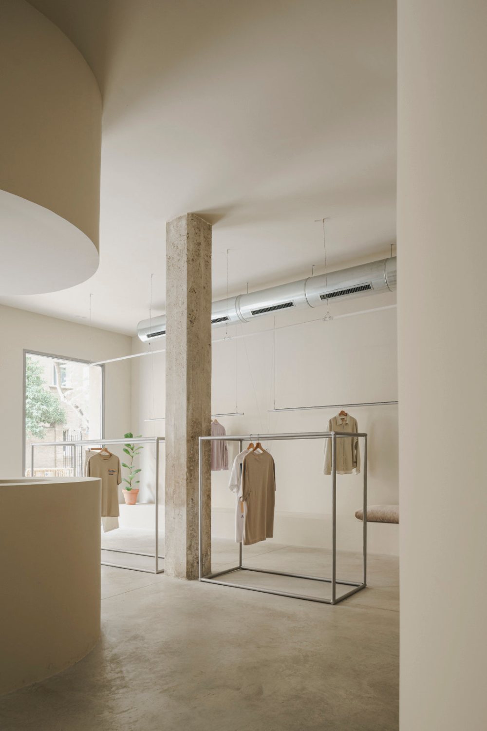 Las mejores tiendas de moda urbana que hay en España (2026)