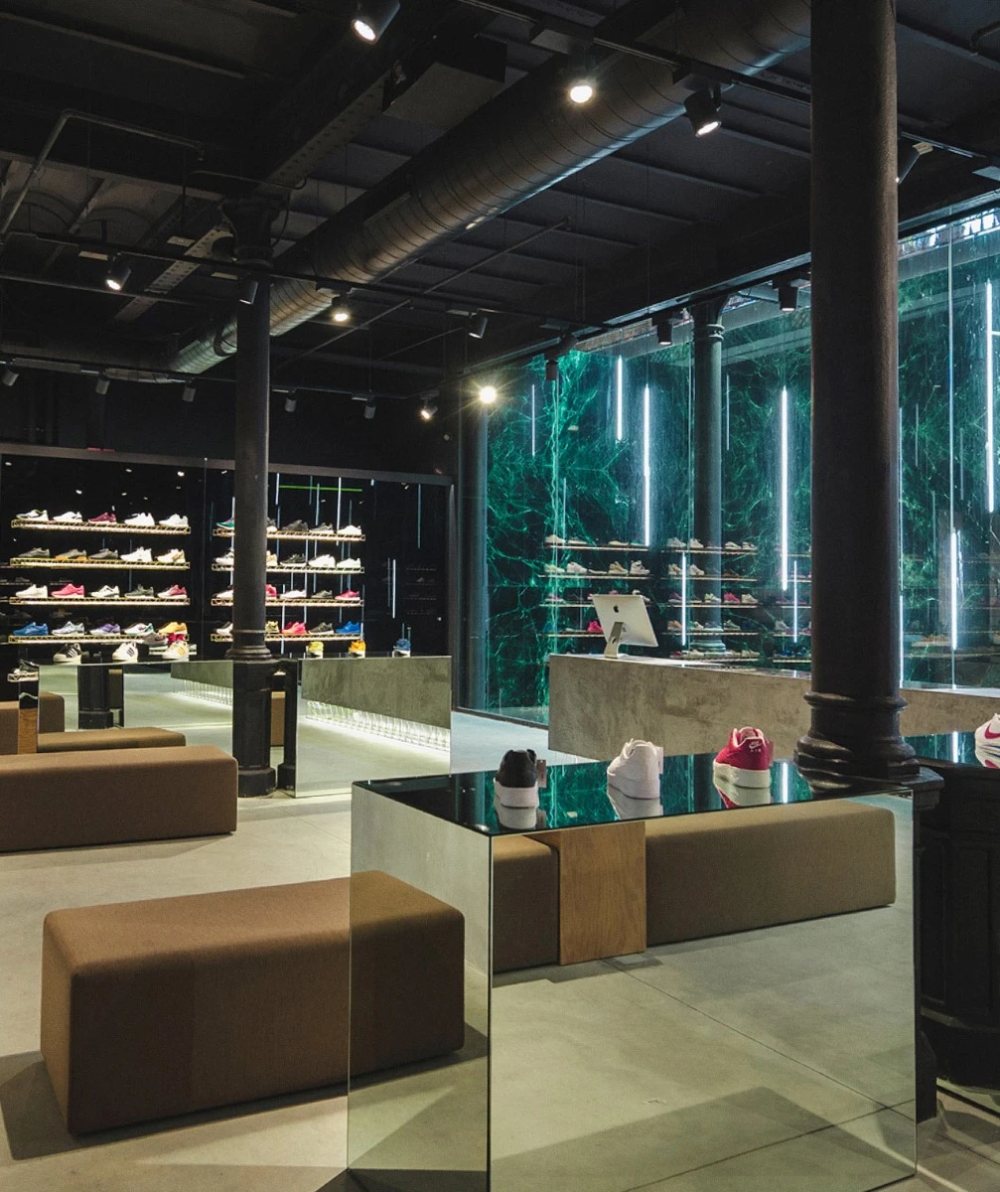 Las mejores tiendas de moda urbana que hay en España (2026)