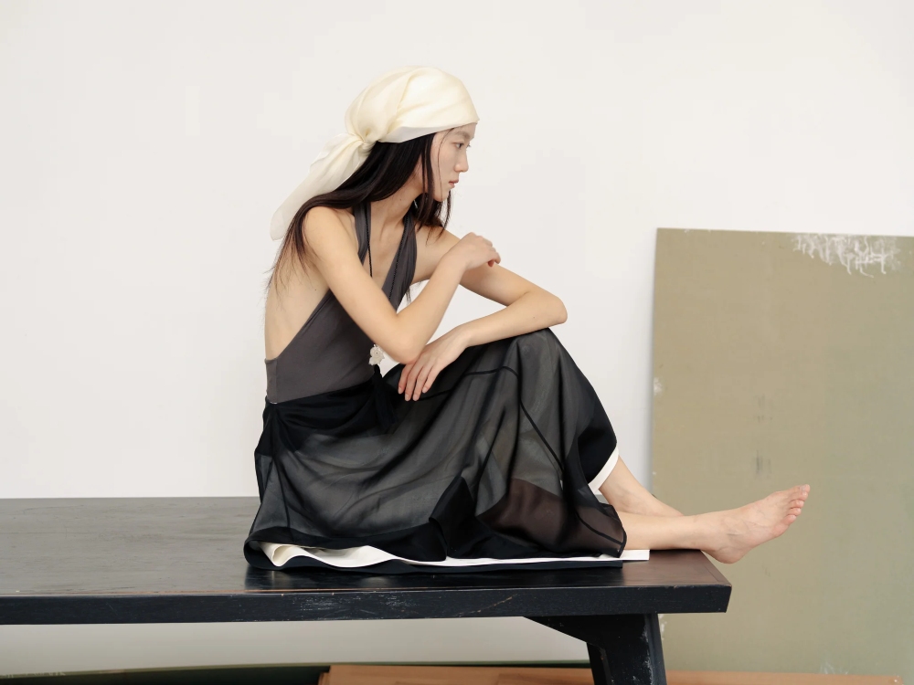 Voranida, la moda tailandesa que cambia el minimalismo