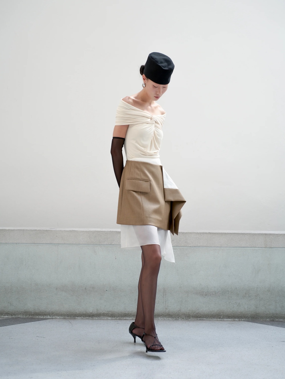 Voranida, la moda tailandesa que cambia el minimalismo
