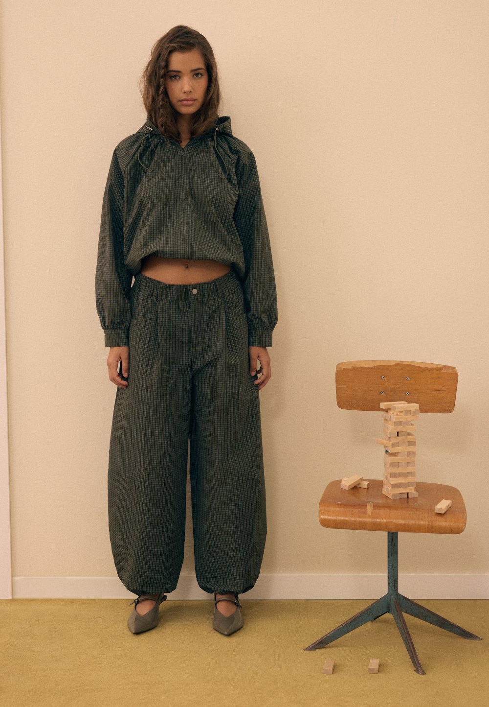 Stradivarius firma el uniforme de septiembre con contrastes