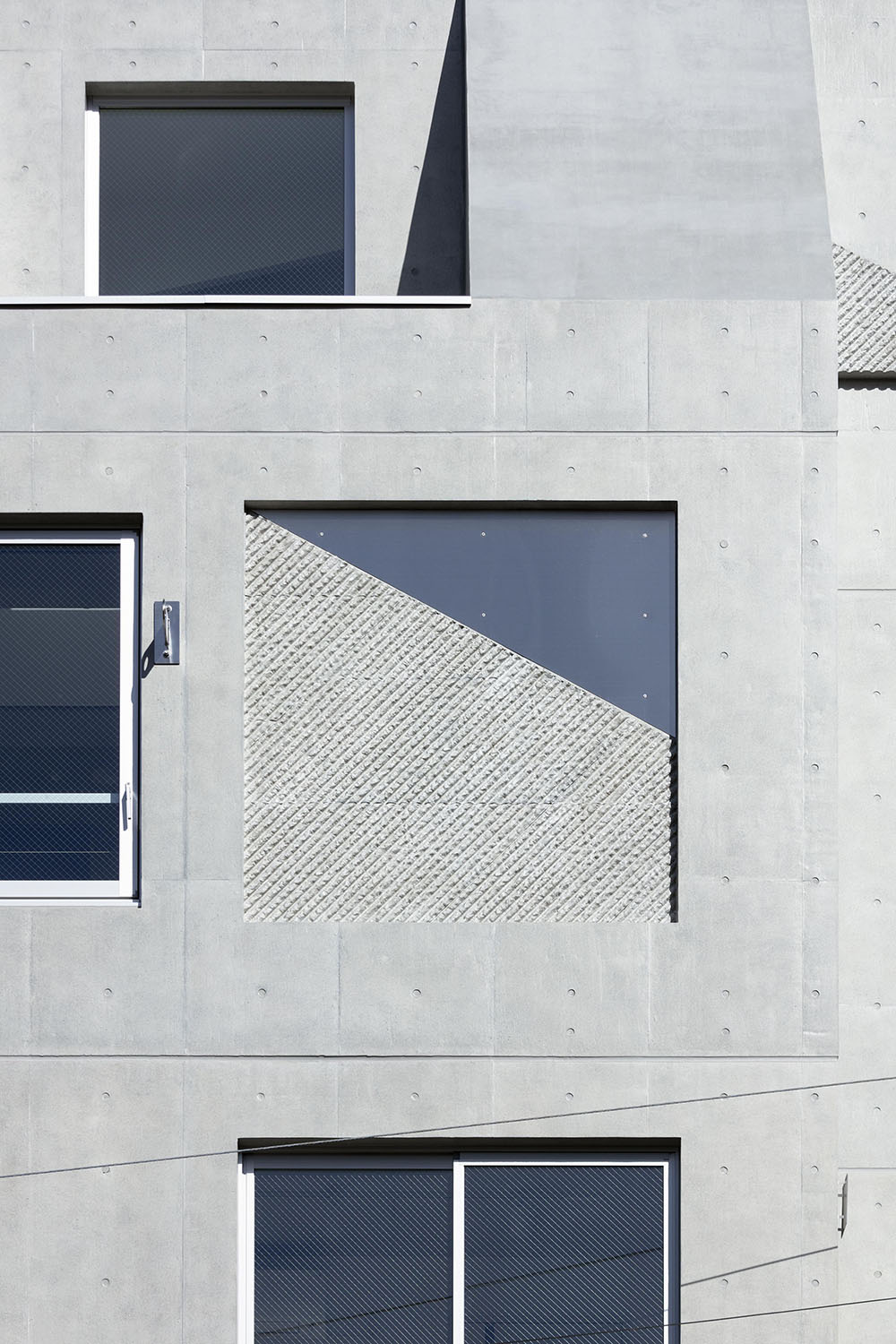 Ryuichi Sasaki Architecture y su edificio trapezoidal