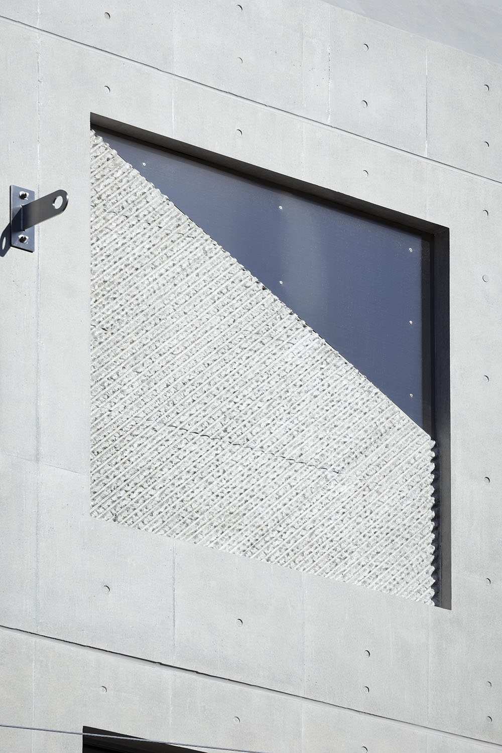 Ryuichi Sasaki Architecture y su edificio trapezoidal