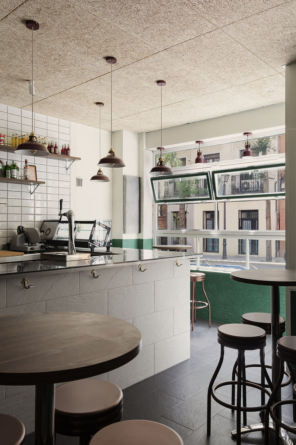 Sgab!, la trattoria moderna diseñada por Estudio Booma
