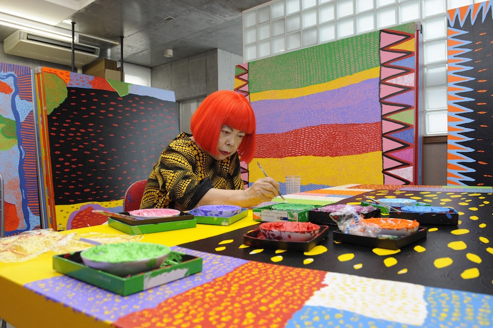 Yayoi Kusama 1929–2026. Seis momentos de una artista ∞