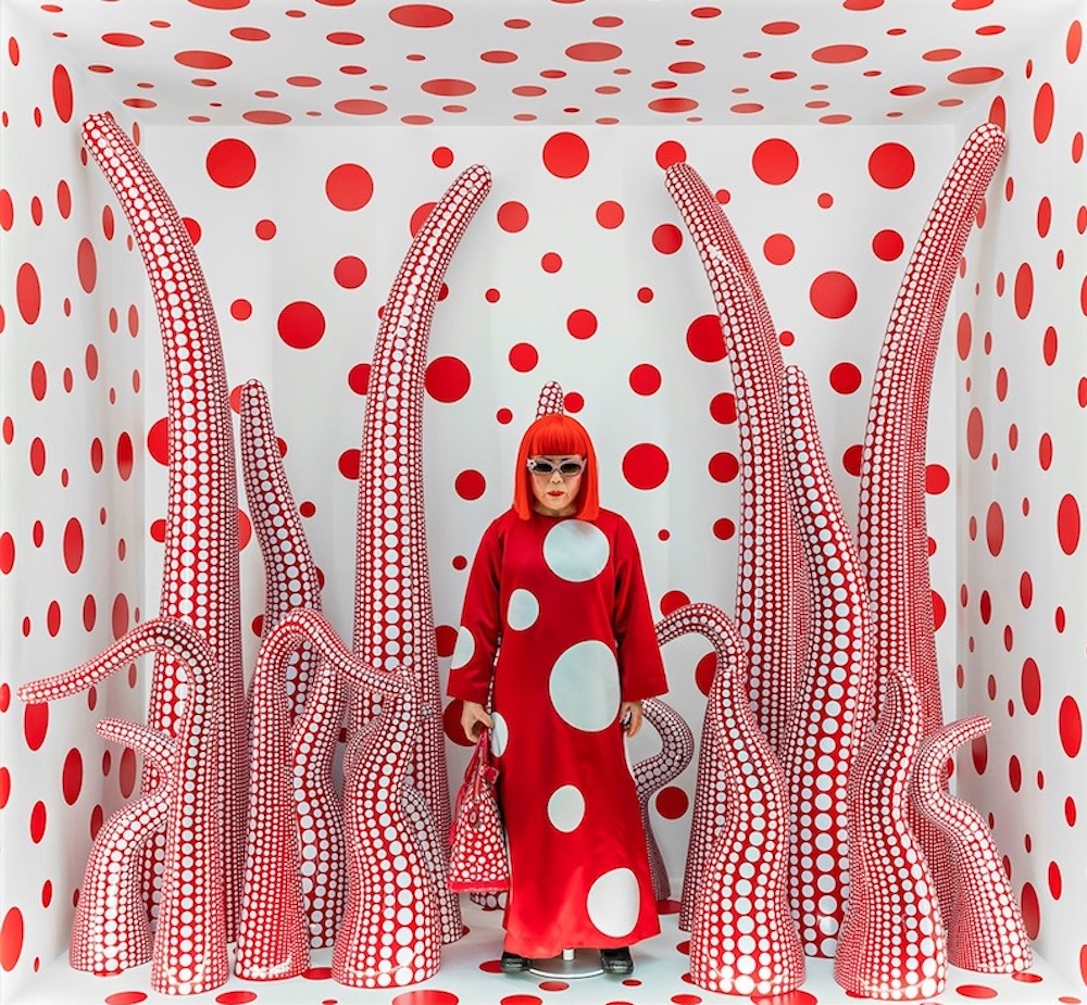 Yayoi Kusama 1929–2026. Seis momentos de una artista ∞
