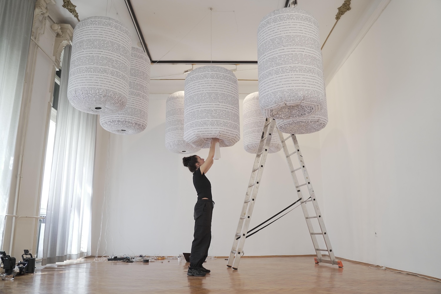 Mónica Rikić imagina un futuro posible con las máquinas