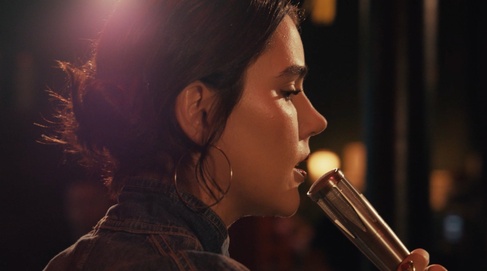 Bershka Music ficha la voz melódica de Paloma Morphy