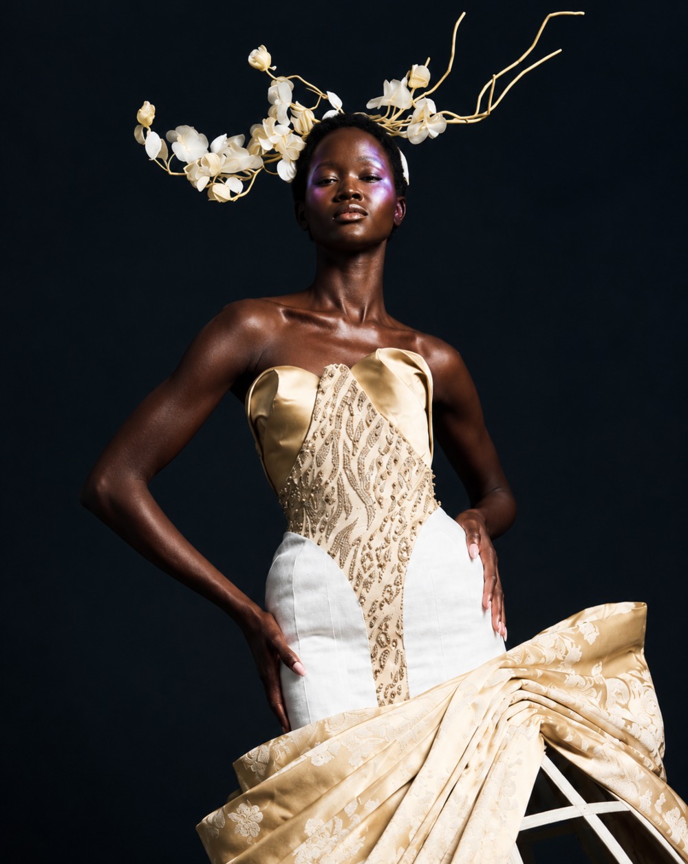 Las pieles negras protagonizan los beauty looks de pasarela