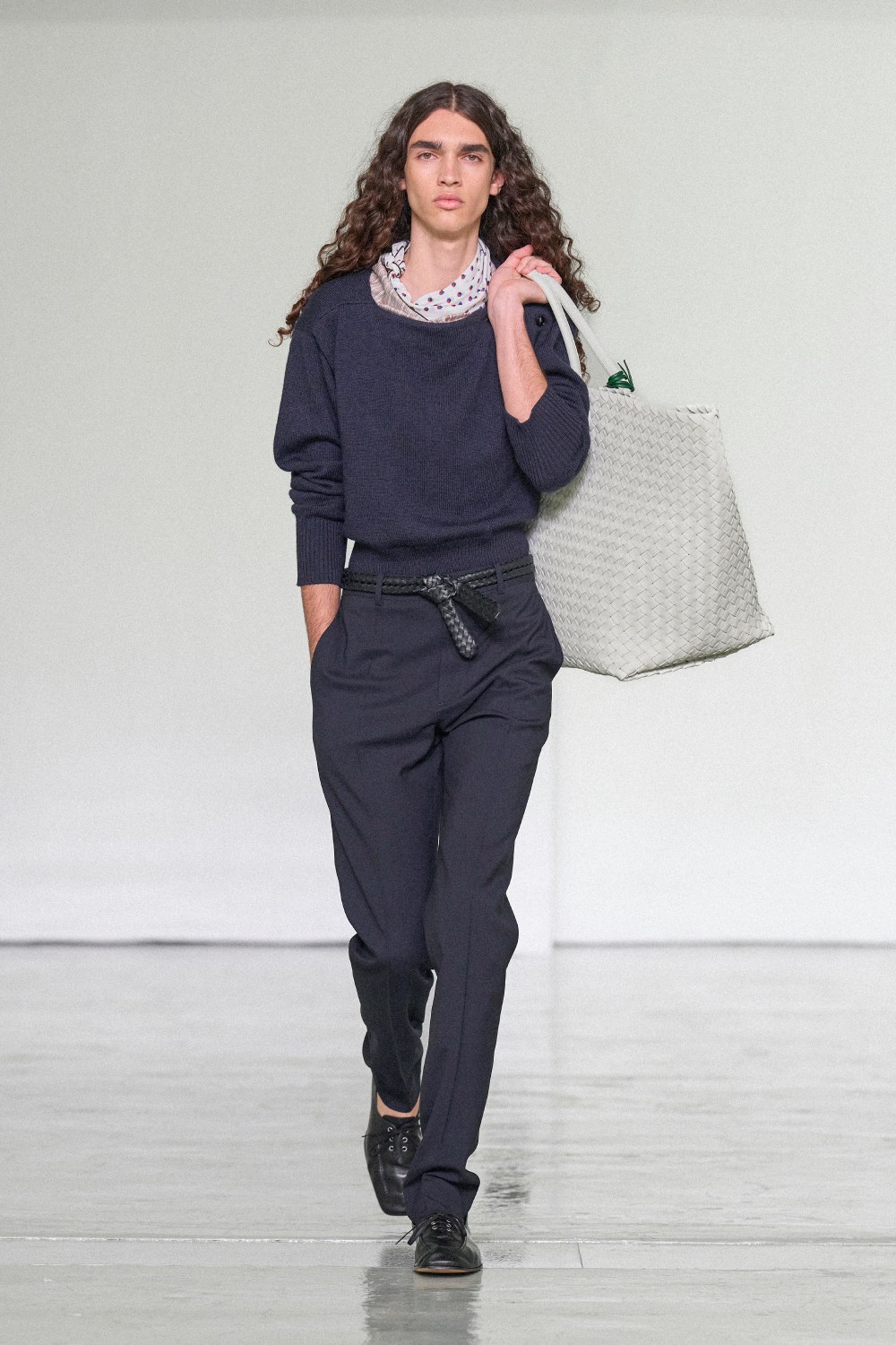 La nueva colección de Bottega Veneta invita a desvestirse