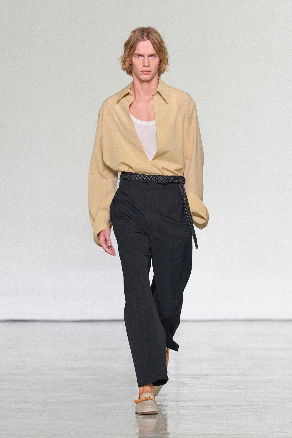 La nueva colección de Bottega Veneta invita a desvestirse