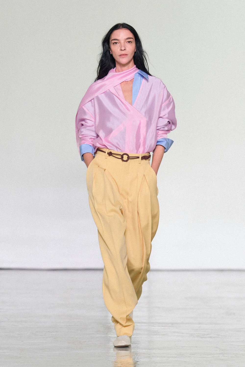 La nueva colección de Bottega Veneta invita a desvestirse