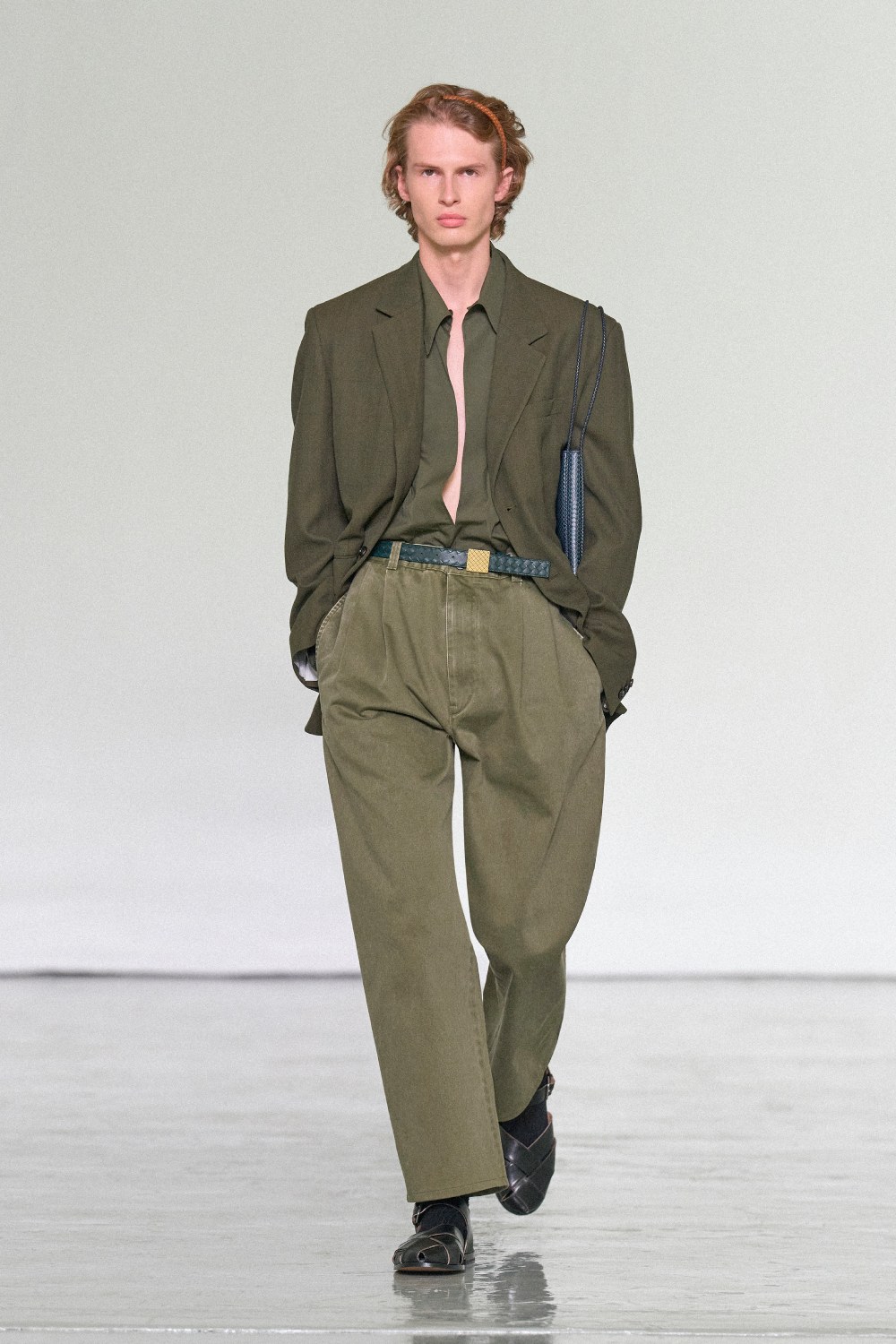 La nueva colección de Bottega Veneta invita a desvestirse