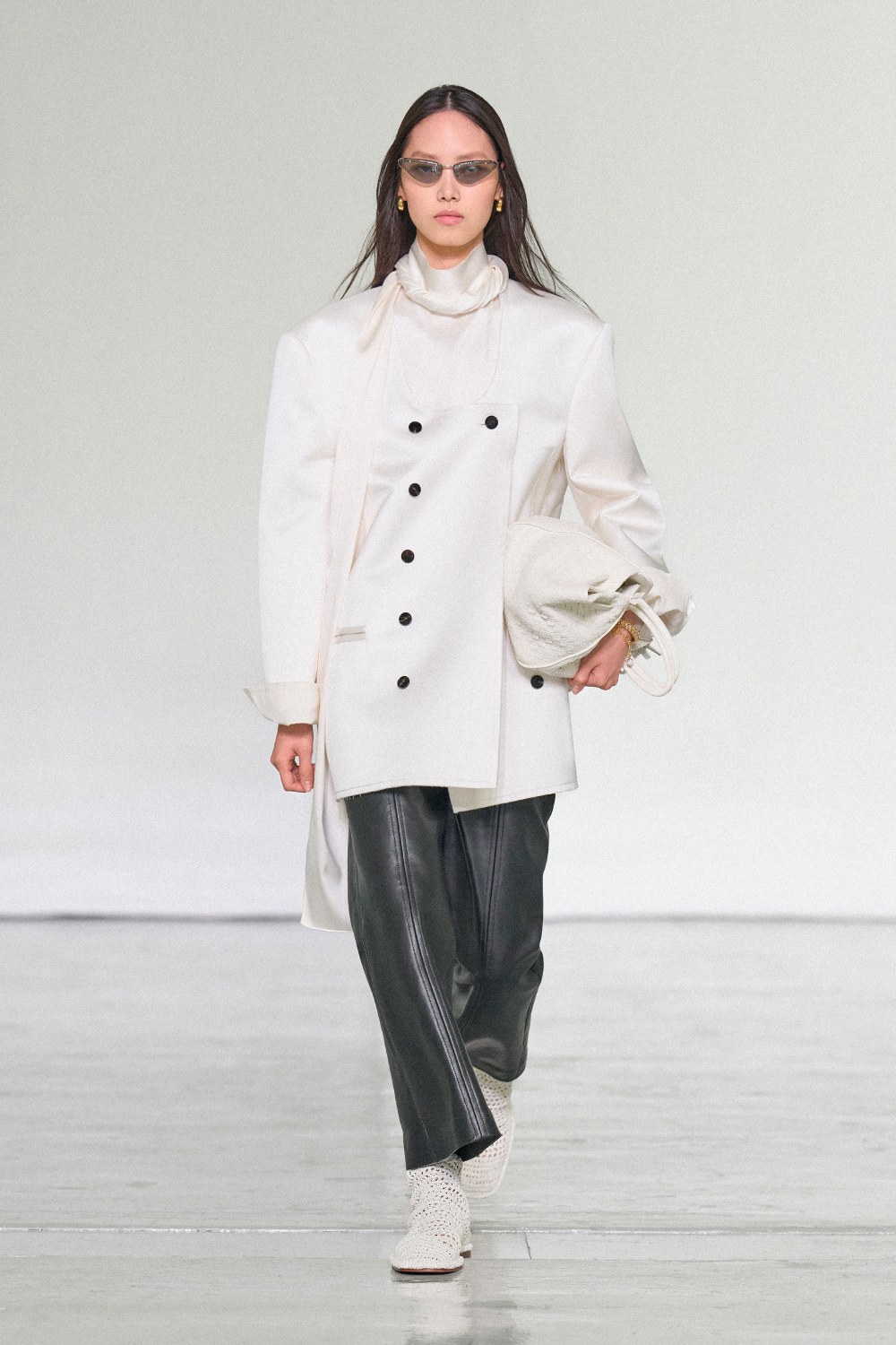 La nueva colección de Bottega Veneta invita a desvestirse