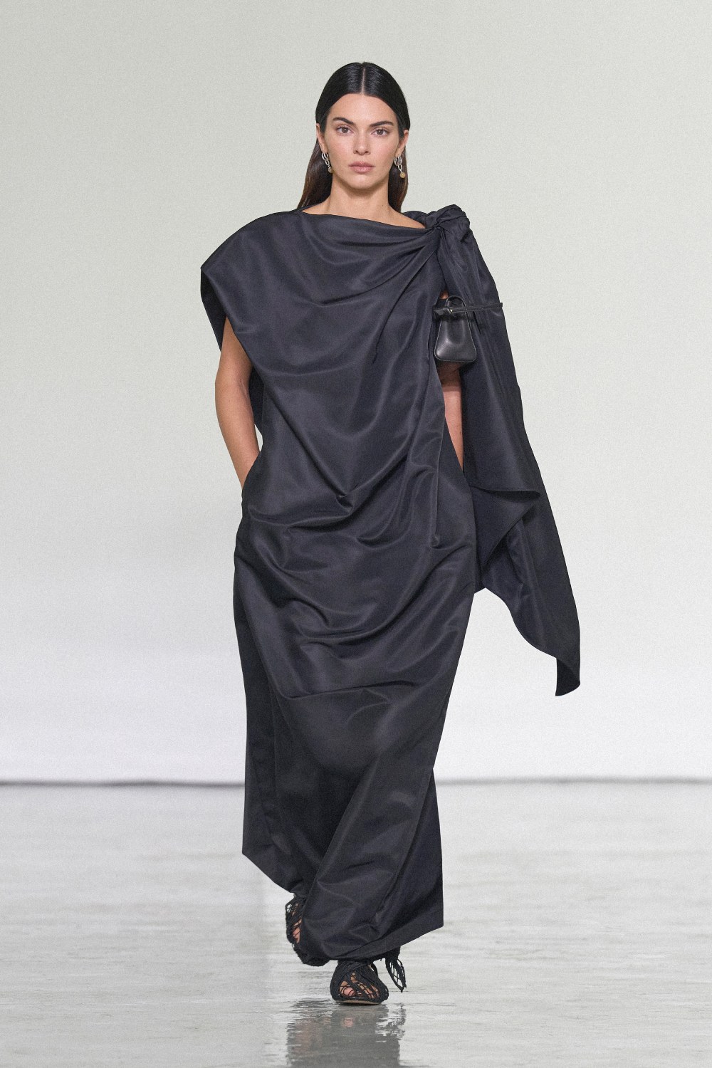 La nueva colección de Bottega Veneta invita a desvestirse
