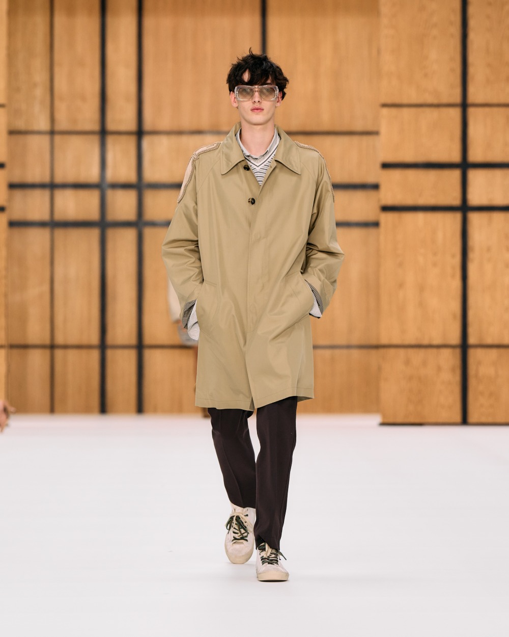 Burberry SS27 vuelve a su esencia utilitaria y campestre