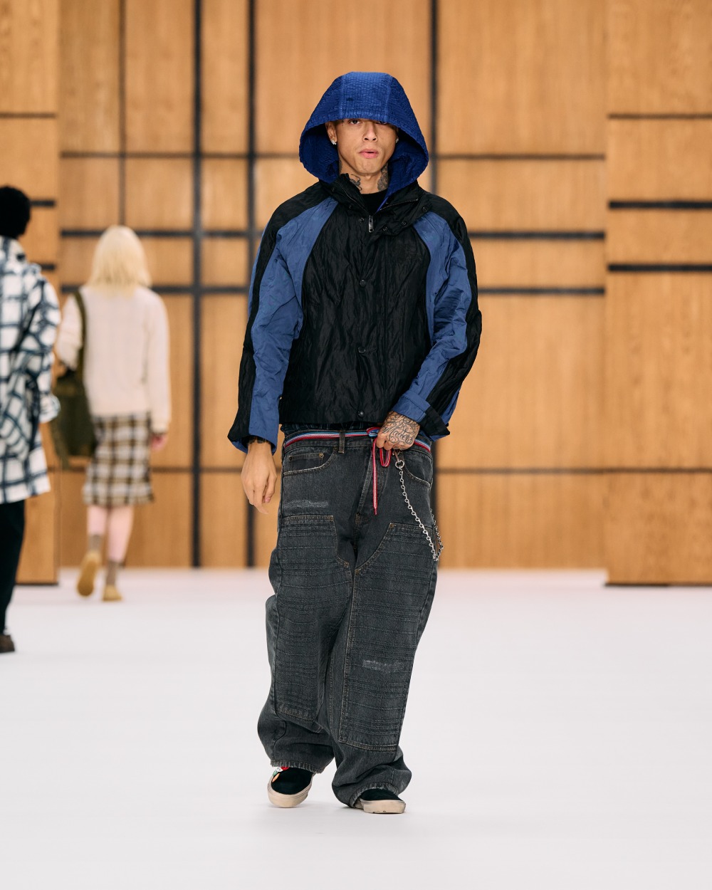 Burberry SS27 vuelve a su esencia utilitaria y campestre