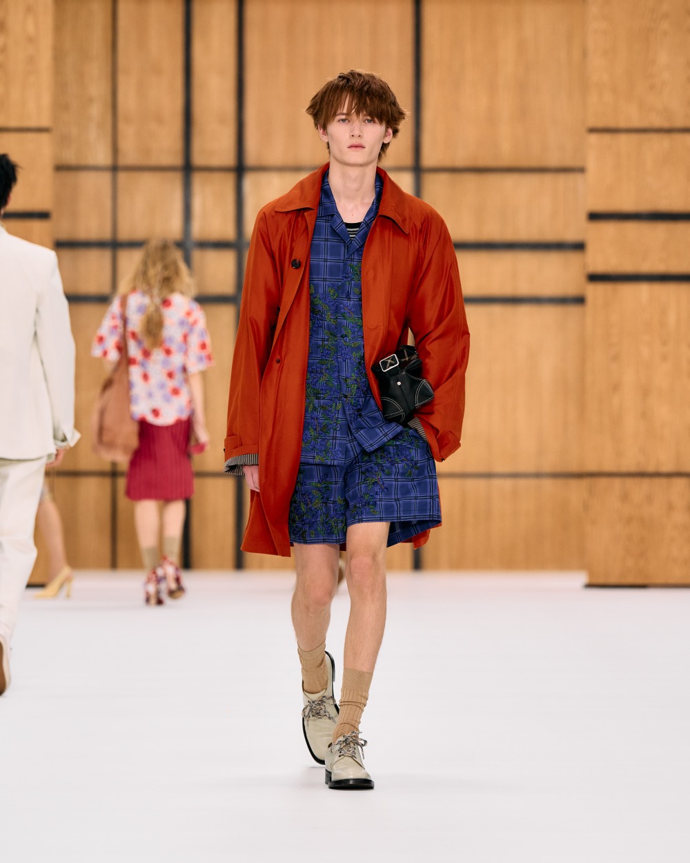 Burberry SS27 vuelve a su esencia utilitaria y campestre