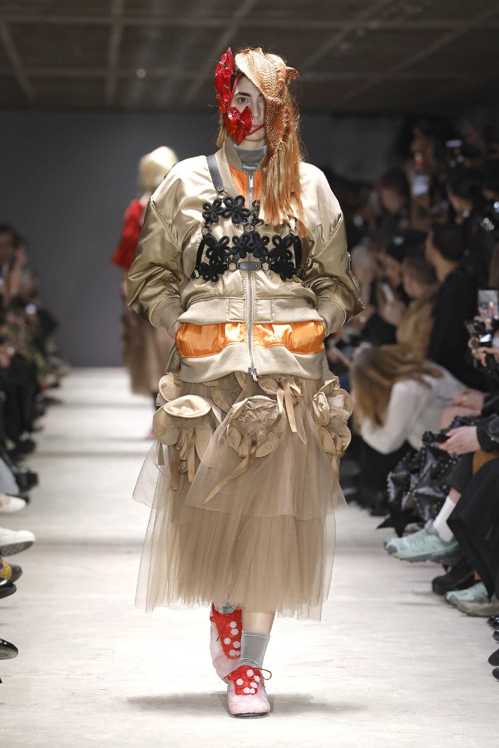 Noir Kei Ninomiya FW26: florece en la oscuridad con técnica
