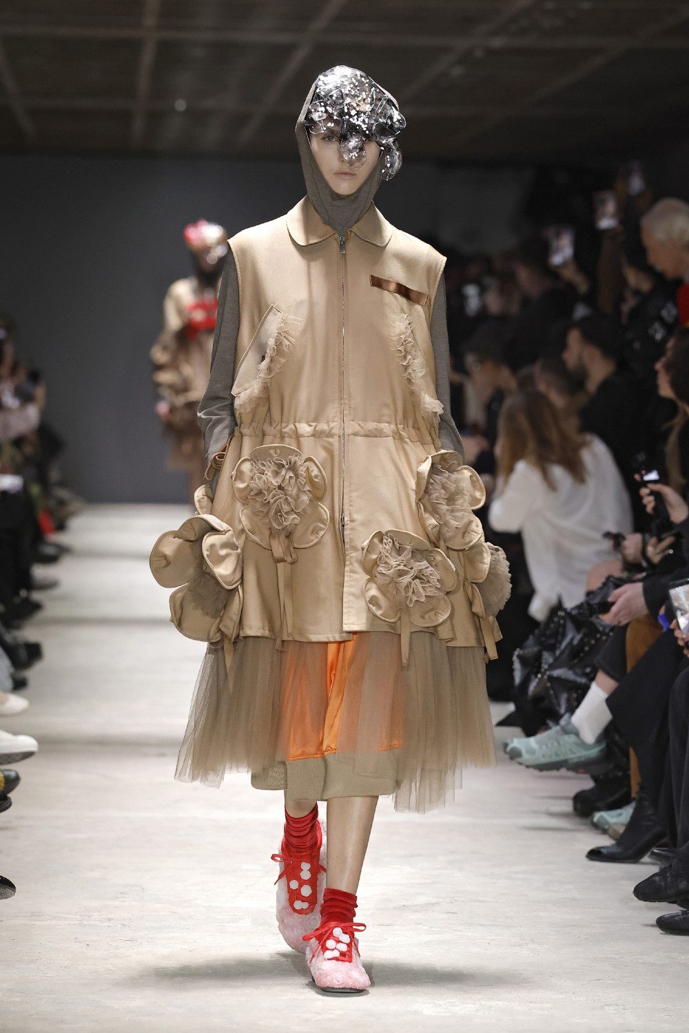 Noir Kei Ninomiya FW26: florece en la oscuridad con técnica