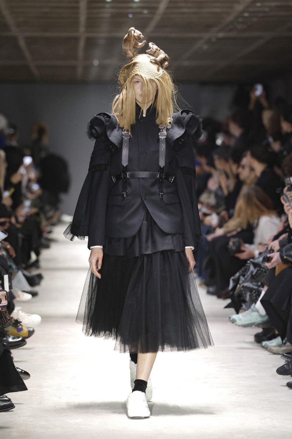 Noir Kei Ninomiya FW26: florece en la oscuridad con técnica