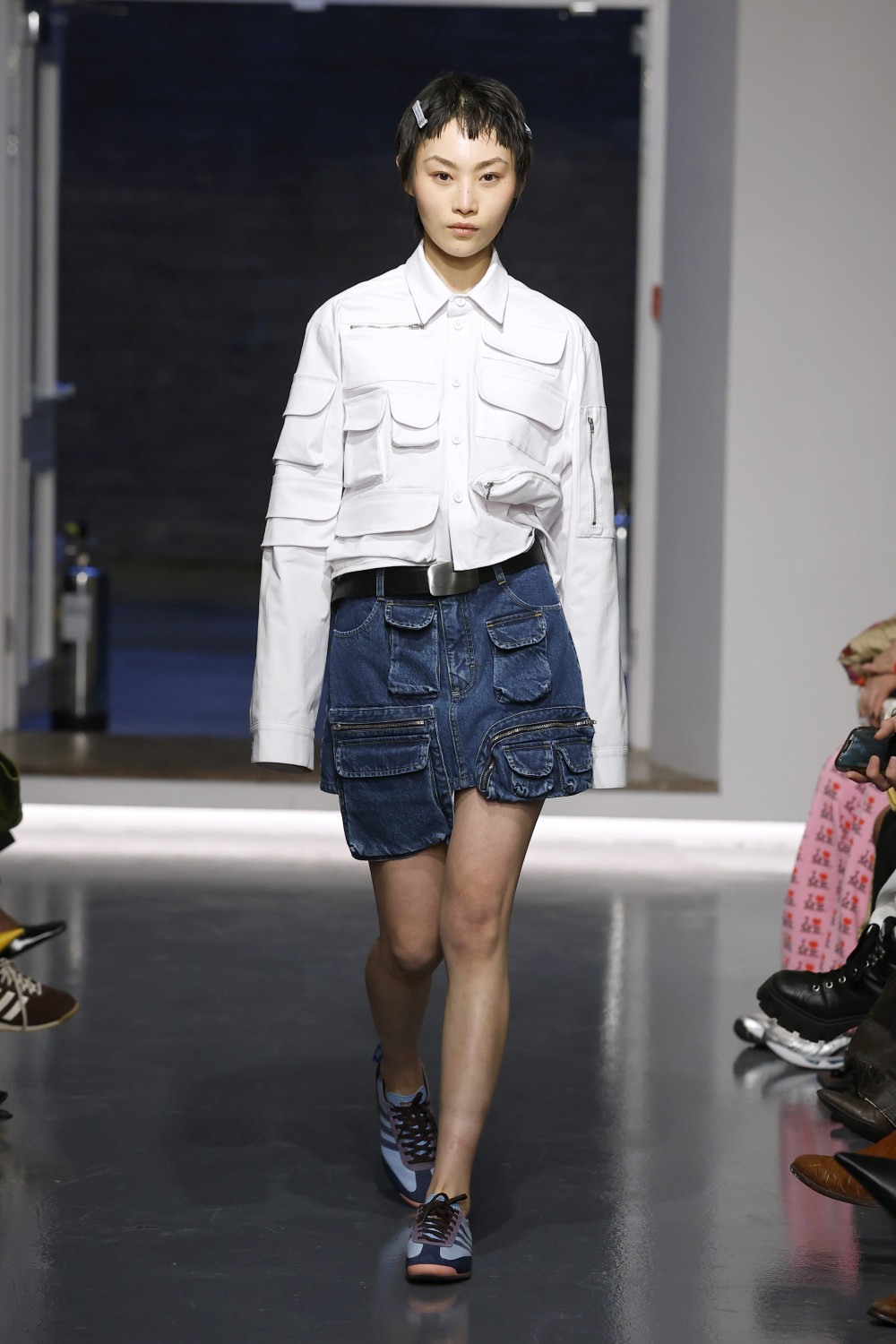 Ksenia Schnaider FW26: cuando el denim rompe las reglas