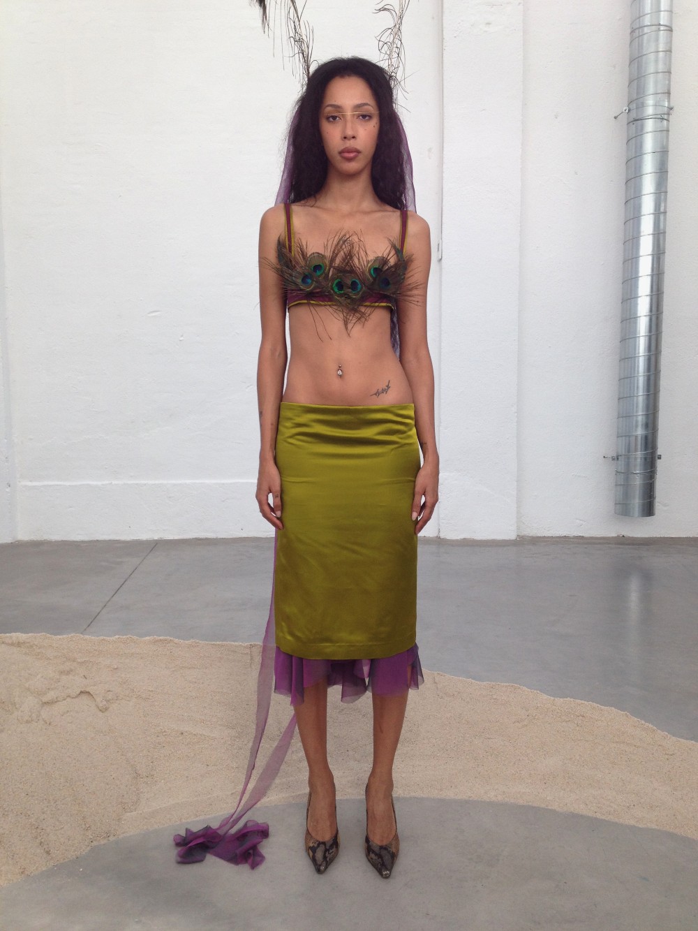 Moraïs SS27: una autobiografía de looks con seda y gasas