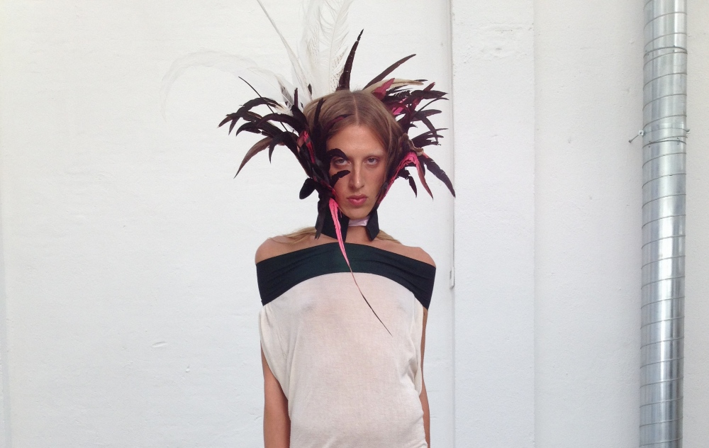 Moraïs SS27: una autobiografía de looks con seda y gasas