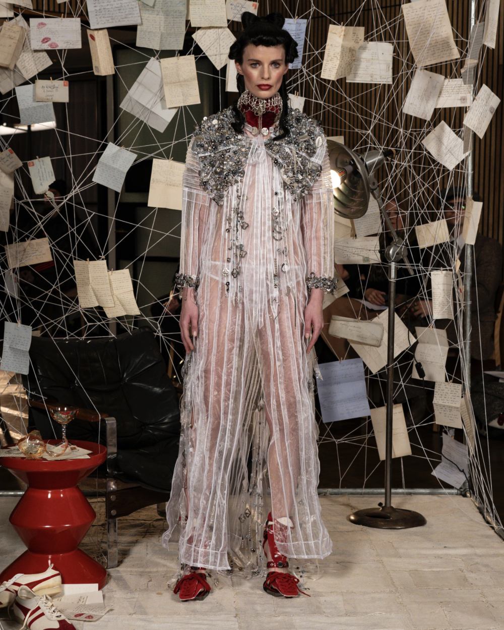 Maximilian Raynor AW26: un desamor con estilo victoriano