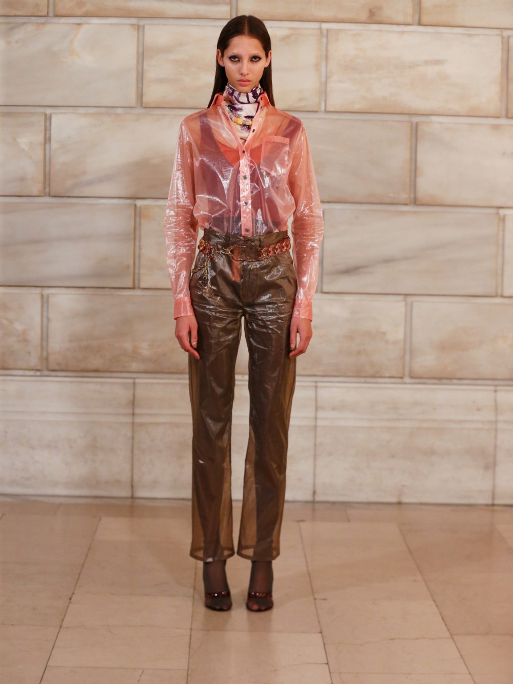 Marc Jacobs SS27: exuberancia y color desde su archivo