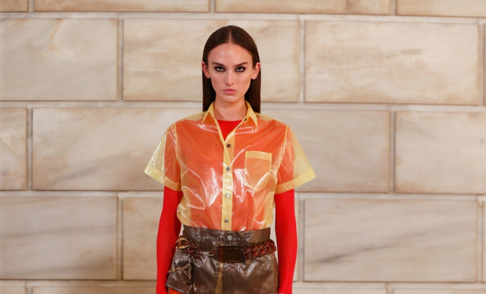 Marc Jacobs SS27: exuberancia y color desde su archivo