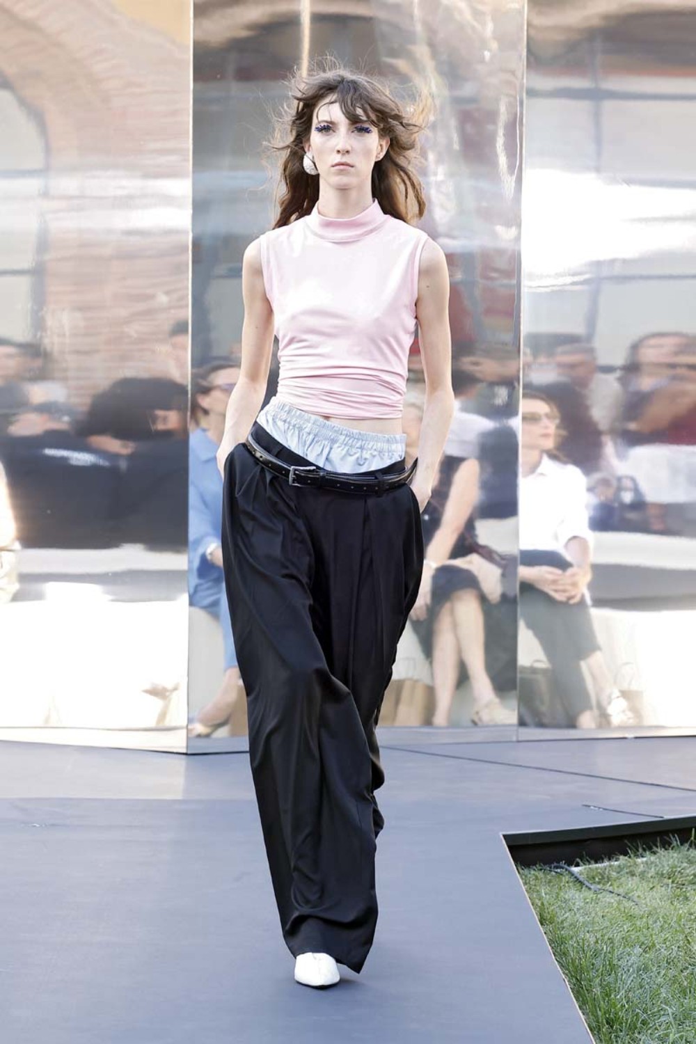 Acromatyx ubican la luz sin dejar el negro en MBFW Madrid