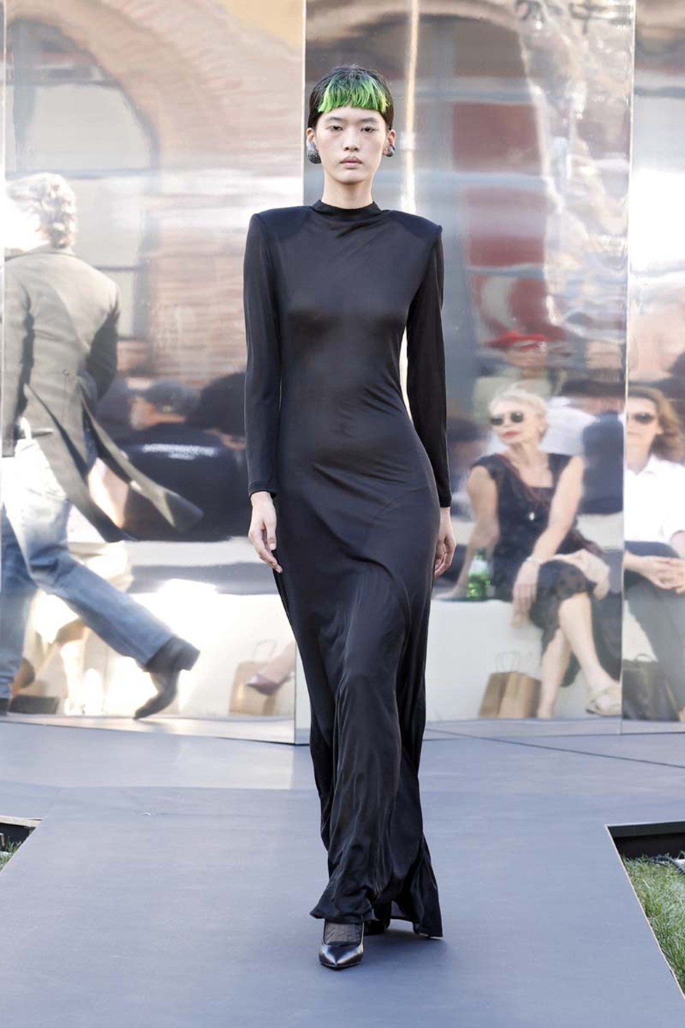 Acromatyx ubican la luz sin dejar el negro en MBFW Madrid