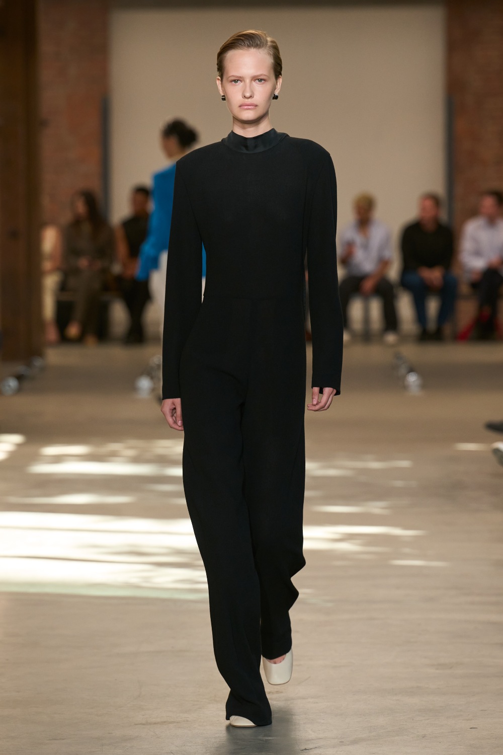 Calvin Klein Primavera 2027: desviste el minimalismo puro