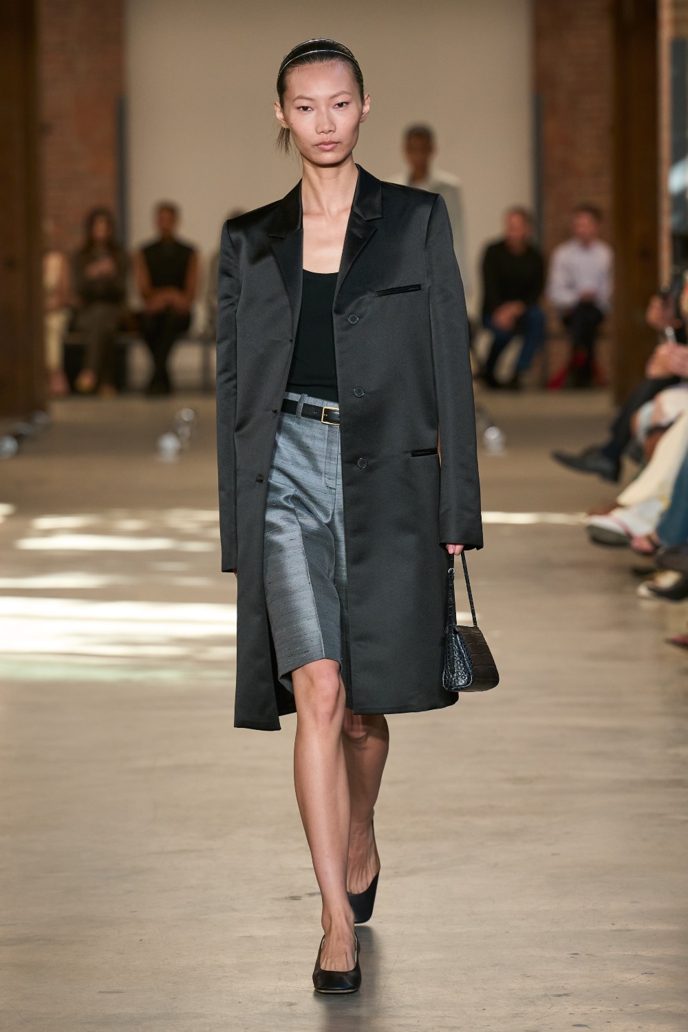 Calvin Klein Primavera 2027: desviste el minimalismo puro