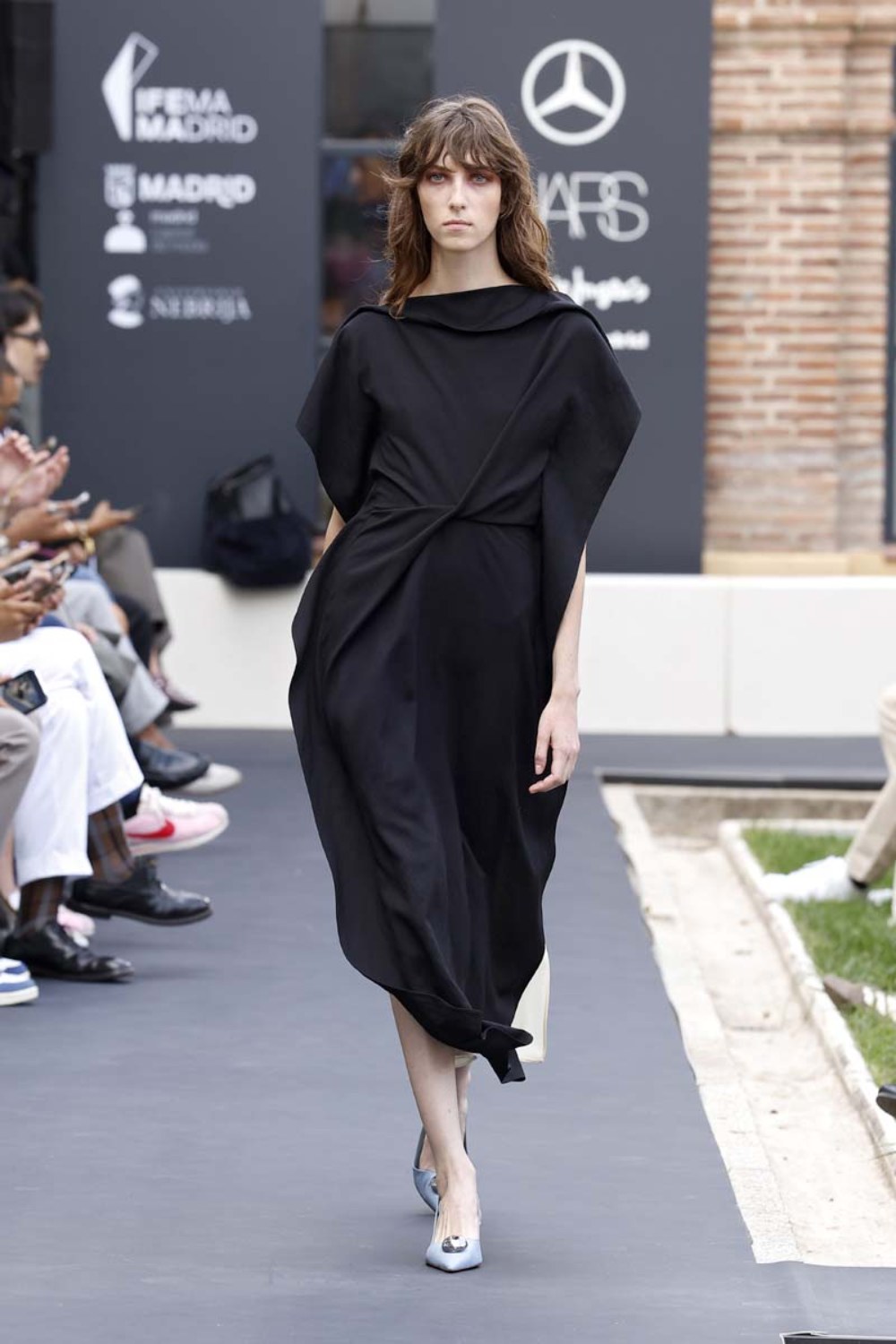 Moisés Nieto dibuja a su mujer andaluza en MBFW Madrid