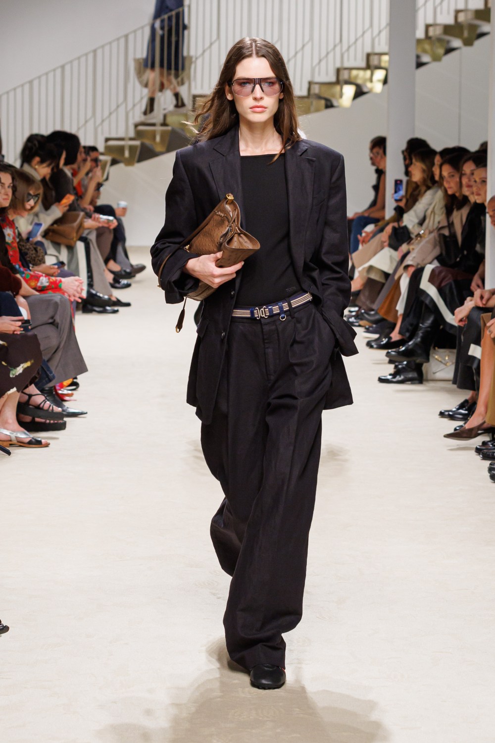 Tod’s SS27: cómo el cuero se aligera en el diseño femenino