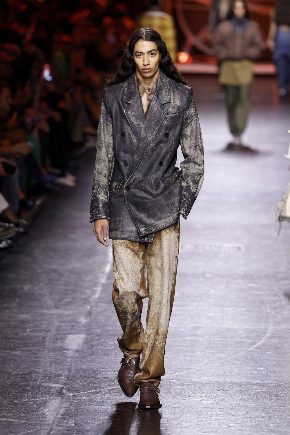 Glenn Martens se despide de Diesel con su colección SS27