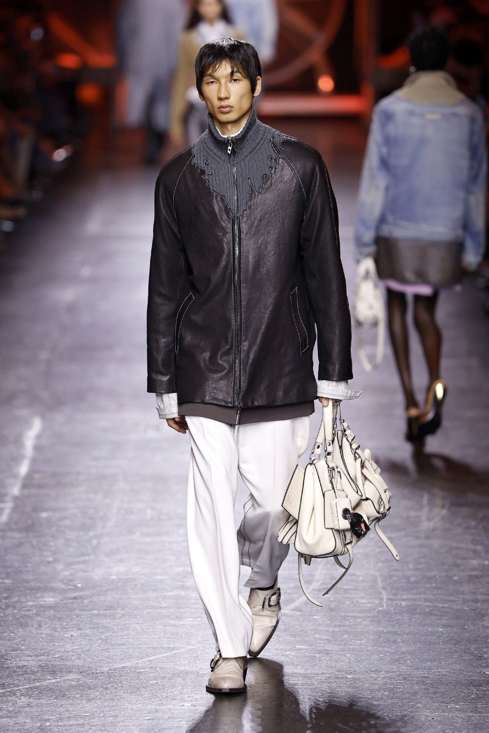 Glenn Martens se despide de Diesel con su colección SS27